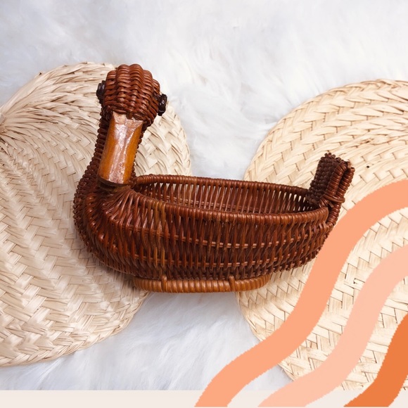 Vintage wicker boho woven small duck basket